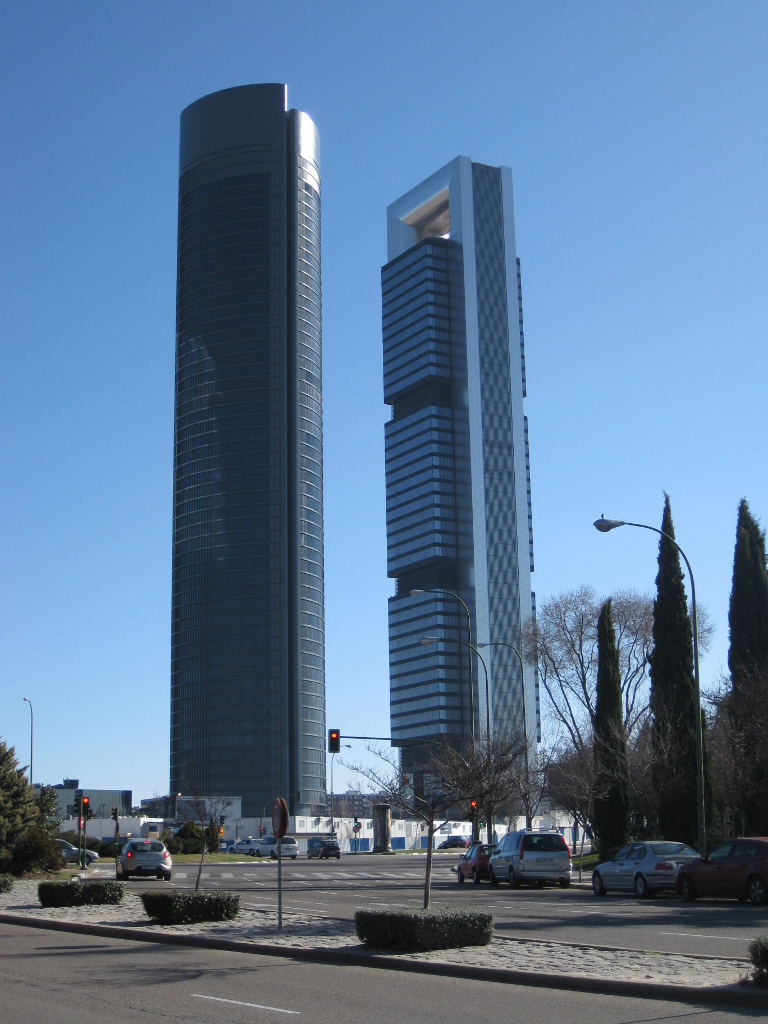 Madrid’s Torre Sacyr Vallehermoso designed by Spanish architect Carlos Rubio Carvajal and Torre Caja Madrid by Foster+Partners