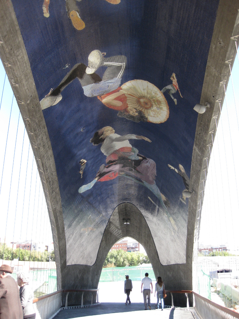 Murals of Madrid's Puentes Cascaras by West 8