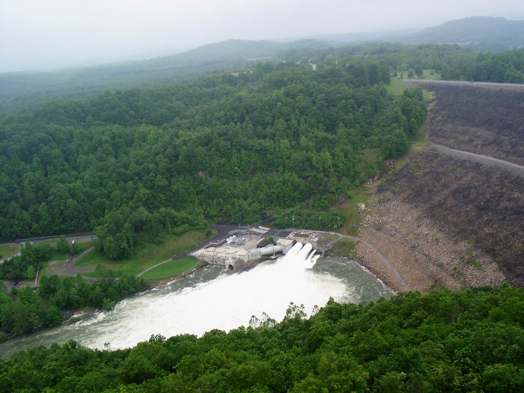 Summersville_Dam