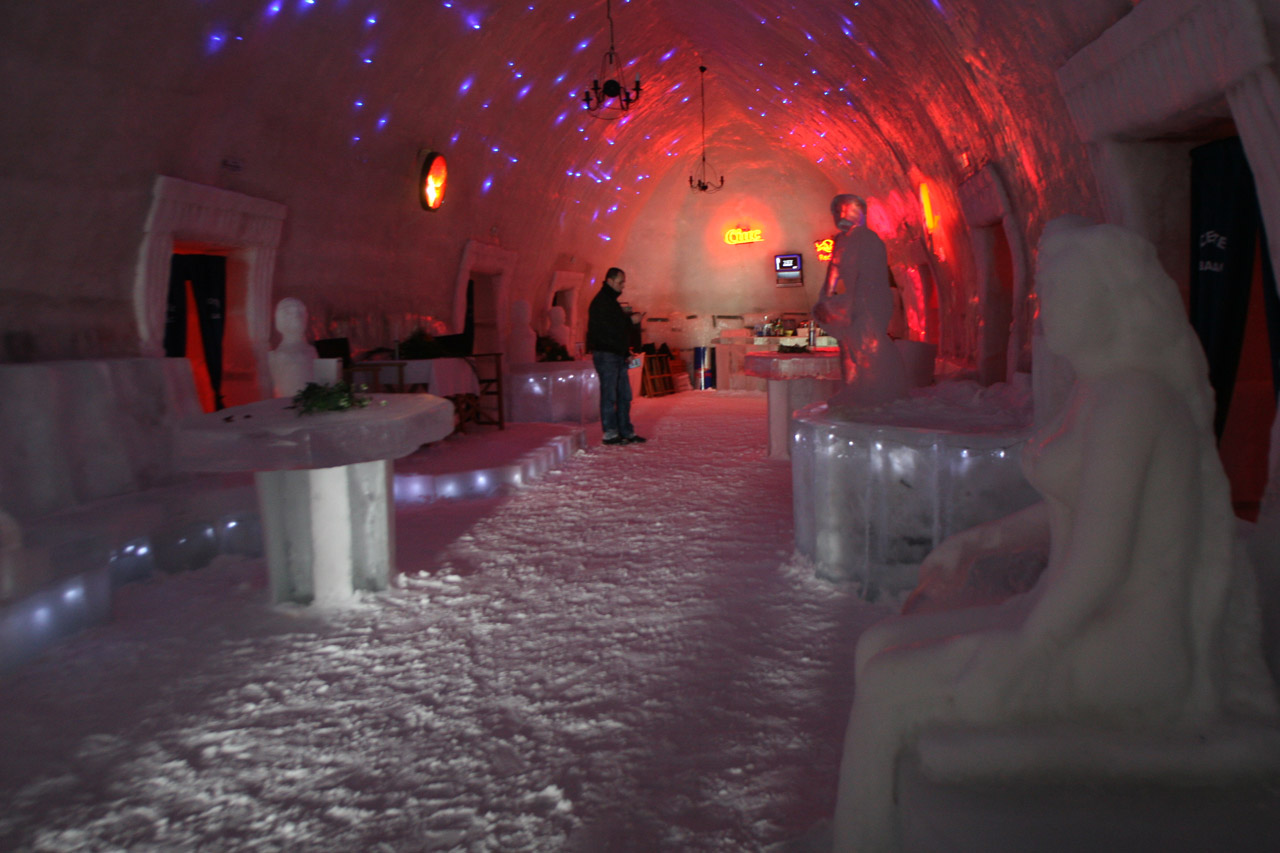 Hotel of Ice in Transylvanian Alps | Image courtesy of Gabriel Petrescu Hotel of Ice in Transylvanian Alps